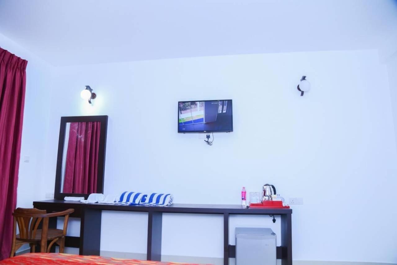Crystal Resort Dikwella Bagian luar foto