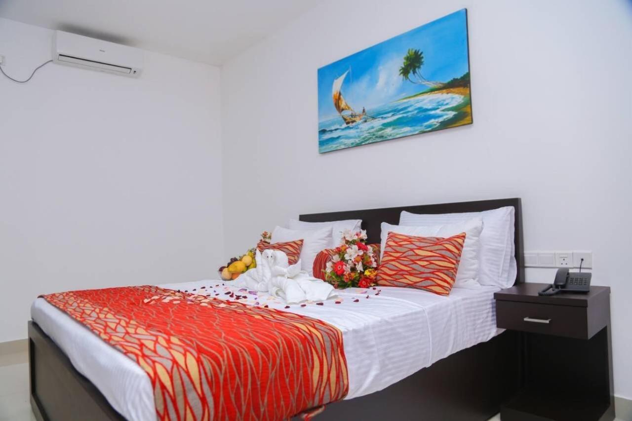 Crystal Resort Dikwella Bagian luar foto
