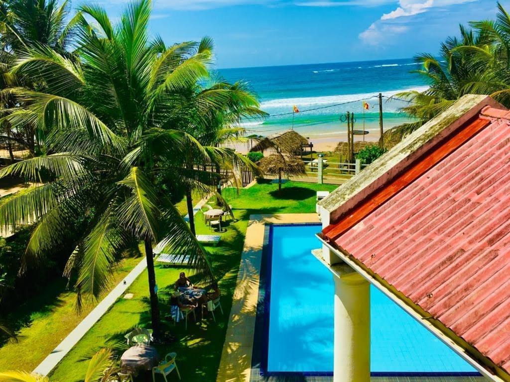 Crystal Resort Dikwella Bagian luar foto